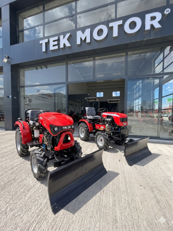 4X4 Mini traktör küreme ekipmanı